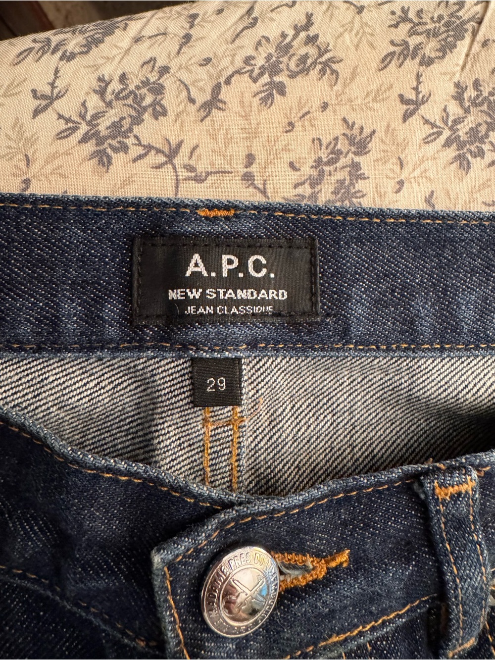 A.P.C. New Standard Jeans size 29